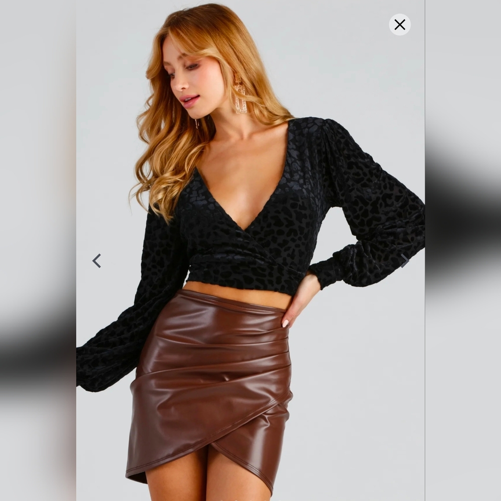 Flocked Velvet Black Leopard Long Sleeve Crop Top